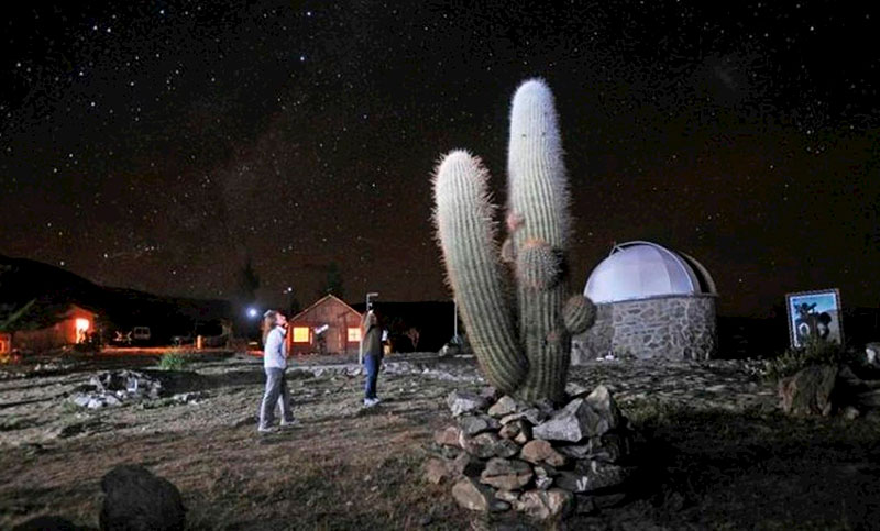 El turismo astronómico se instala como opción para disfrutar este verano en los valles calchaquíes