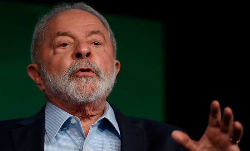Tras la campaña más violenta de la historia, Lula asume en una Brasilia blindada