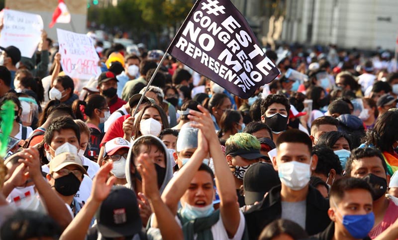 Bajo estado de sitio, Perú se prepara para jornada clave en medio de su crisis política