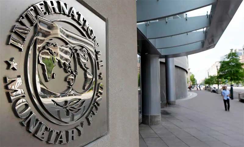 El FMI bajó su proyección de crecimiento económico mundial para 2023 al 2,9%