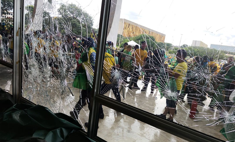 Presidentes latinoamericanos condenaron las manifestaciones golpistas en Brasil