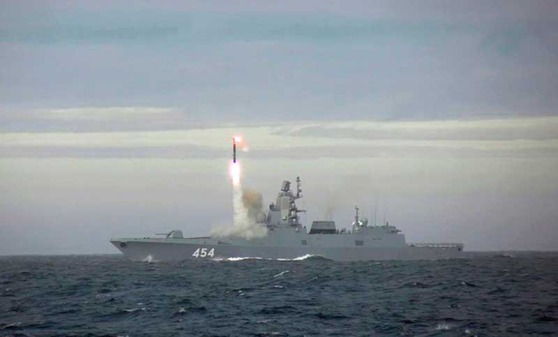 Rusia desplegó por primera vez una fragata con misiles hipersónicos Zircon
