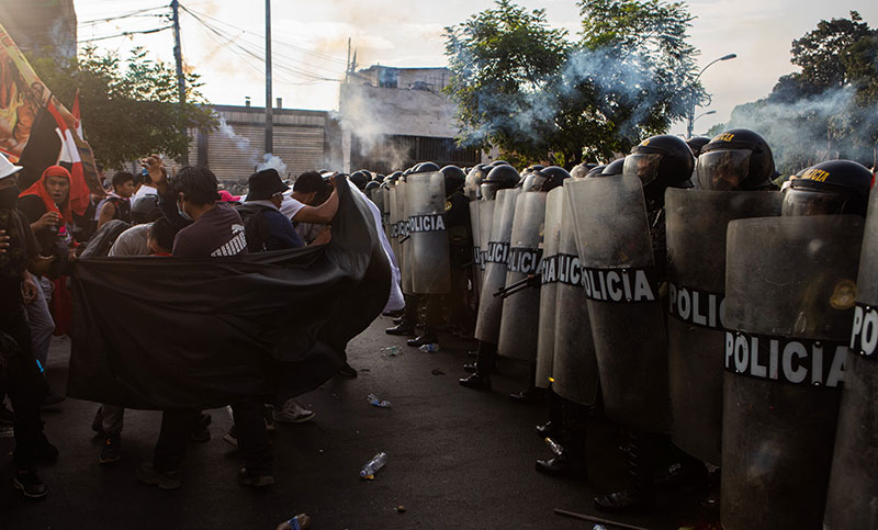 Amnistía Internacional pide el cese de uso de fuerza letal en protestas en Perú
