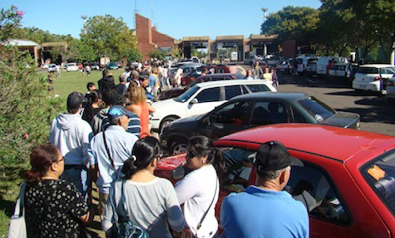 Uruguayos, paraguayos y brasileños arrasan con las compras en las ciudades de fronteras