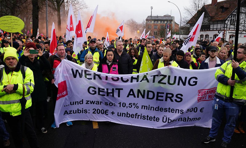 Sindicatos alemanes convocan a una huelga de transportes para el lunes