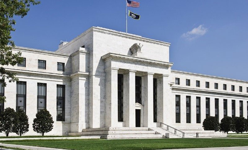 La Reserva Federal realiza la mayor inyección de liquidez de la historia de la banca