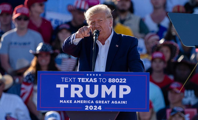 Donald Trump inició su campaña en Waco denunciando una “caza de brujas” contra él