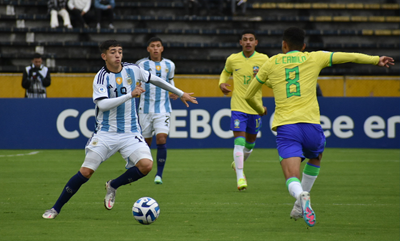 En un partidazo, Argentina perdió con Brasil y cerró su participación en el Sudamericano