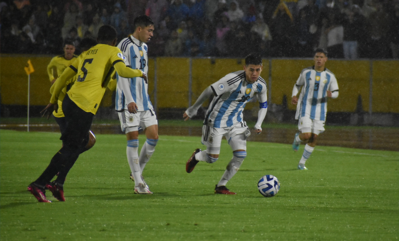Argentina, ya clasificado al Mundial, perdió el invicto en el Sudamericano