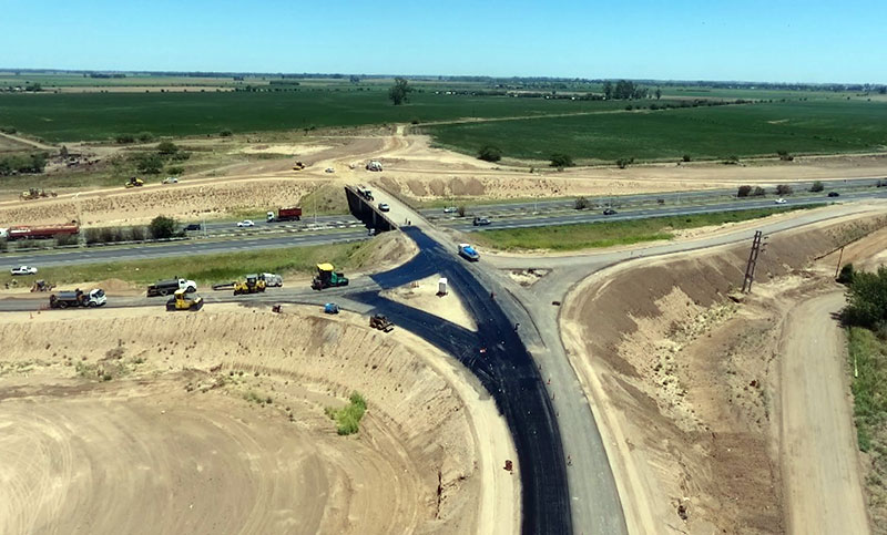 Avanzan las obras en el acceso a Fray Luis Beltrán desde la Autopista Rosario-Santa Fe