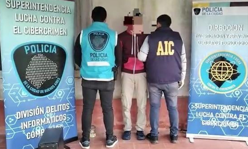 Detienen a un hombre en Carcarañá acusado de corromper menores vía redes sociales