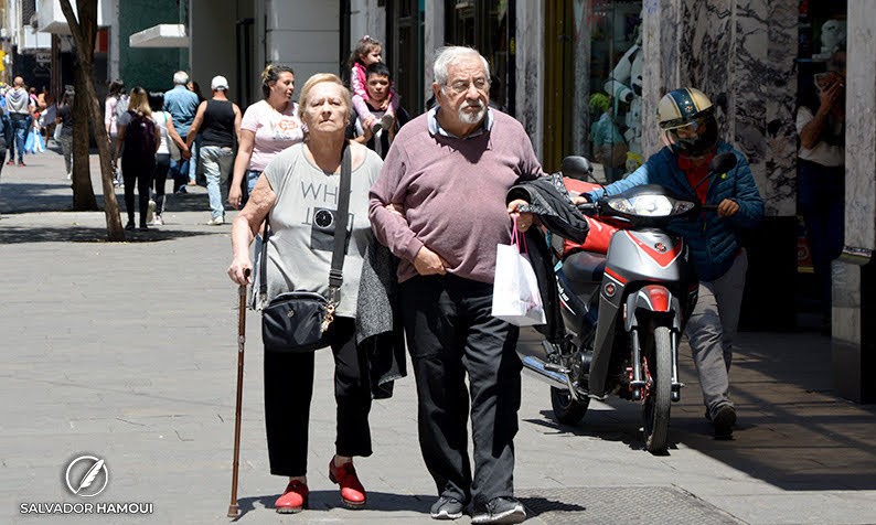 Una pareja de jubilados necesitó casi 147 mil pesos para cubrir la canasta básica de mayo