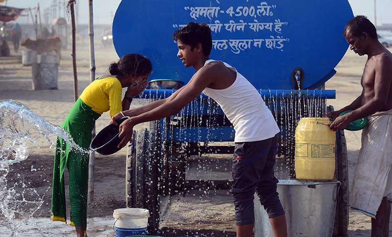 Al menos 34 muertos en India por una ola de calor extrema