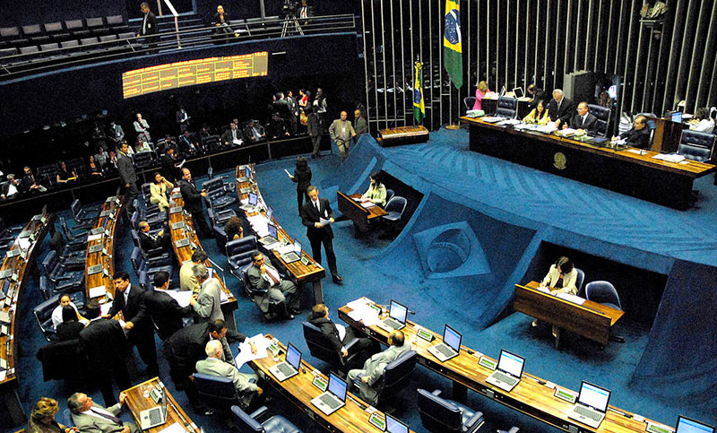 Brasil aprobó la igualdad salarial entre hombres y mujeres