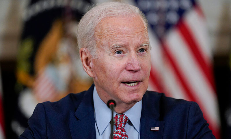 Biden defendió la entrega de bombas de racimo de Estados Unidos a Ucrania