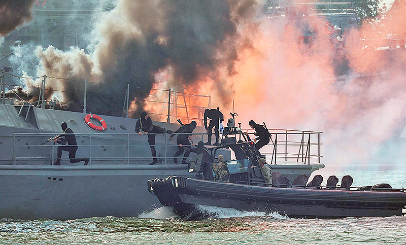 Rusia realiza ejercicios militares en el mar Negro después de no renovar el acuerdo de granos