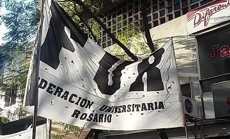La Federación Universitaria de Rosario repudió el masivo pase a planta de Javkin