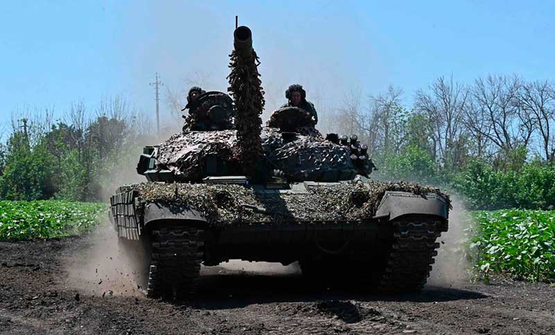 La guerra en Ucrania cumple 500 días: sin perspectivas de paz ni avances decisivos en el frente