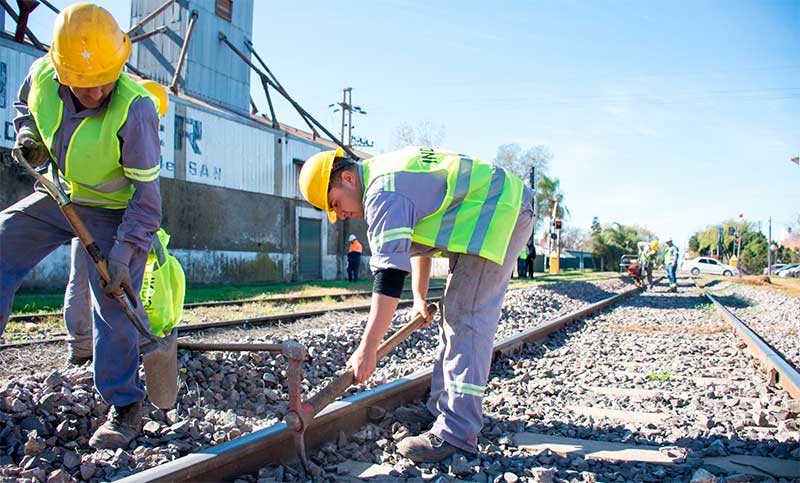 Avanzan las obras para mejorar el servicio de tren que une a Rosario con Cañada de Gómez