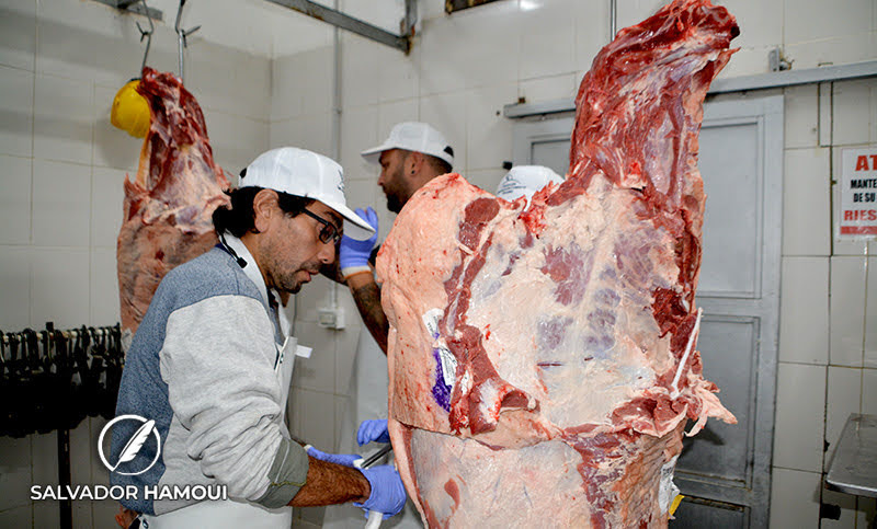 Trabajadores de carnes rojas acordaron un aumento salarial del 60%