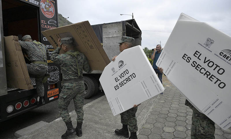 Los ecuatorianos eligieron a su presidente en unas elecciones con alto clima de violencia