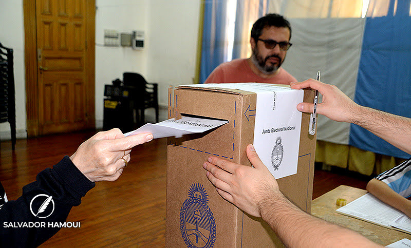 El país vota para definir quiénes serán los candidatos en las elecciones generales: todos los detalles de estas PASO