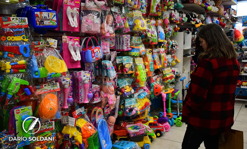 Comerciantes de calle San Luis no trasladarán aumentos a los precios de juguetes