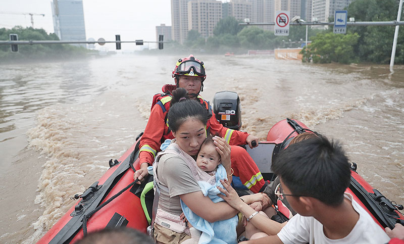 Al menos 62 personas murieron por lluvias torrenciales en China