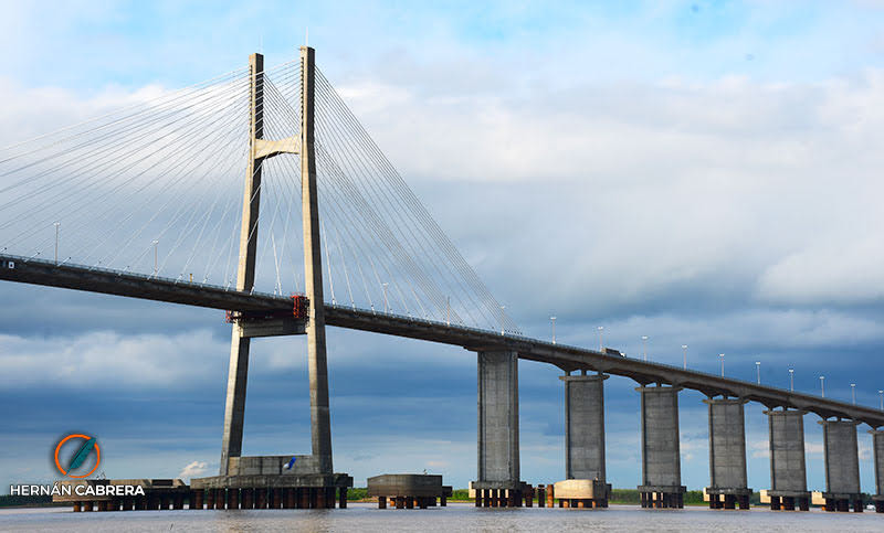 El puente Rosario-Victoria recupera la iluminación tras el robo de tendido eléctrico