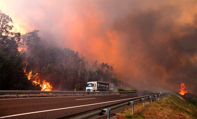 La ola de calor sofoca a España y en Portugal se propagan los incendios