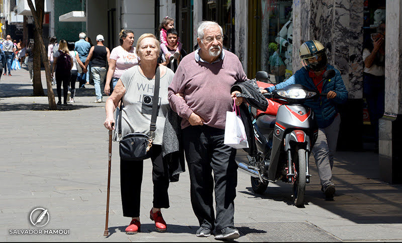 La Canasta Básica para dos jubilados rosarinos subió $16.000 en un mes 