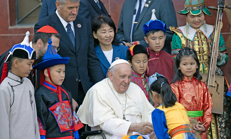 Francisco llega a Mongolia para pedir por la paz mundial desde el «corazón de Asia»