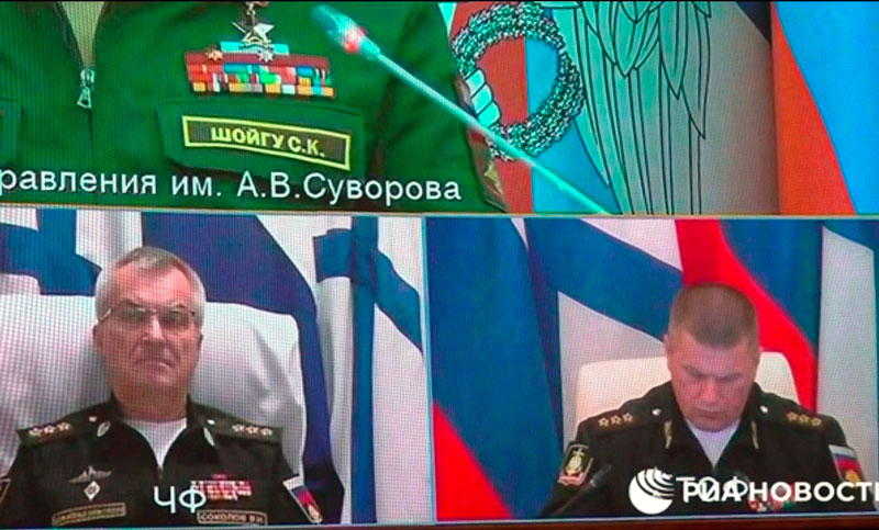Rusia muestra al almirante que Ucrania afirmaba haber matado en un ataque