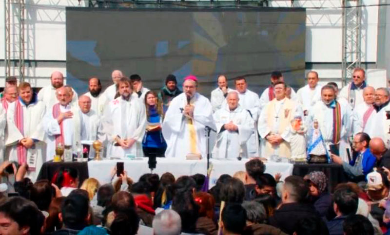 Curas villeros repudiaron agresiones «vulgares e impropias» contra el Papa