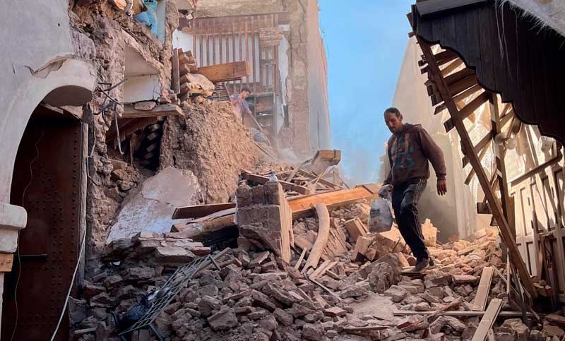 Suman más de 2.000 los muertos en el terremoto de Marruecos y gran cantidad de víctimas quedaron a la intemperie