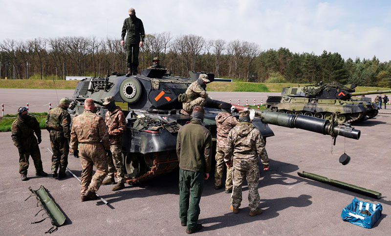 Entrenarán a soldados ucranianos con tanques Leopard prestados de museos