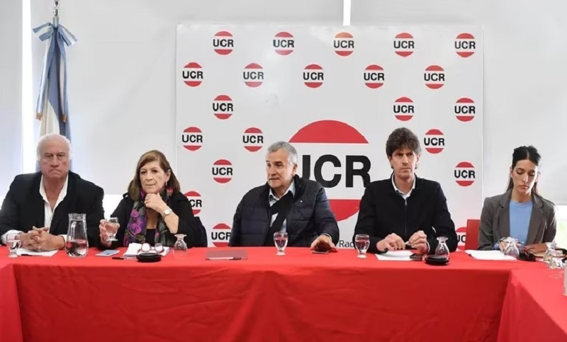 La UCR salió a repudiar «la hipocresía» de Macri y dirigentes lo señalan como «el mariscal de la derrota»