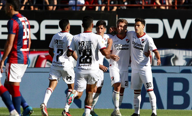 Newell’s se recuperó y goleó 3 a 0 a  San Lorenzo en el Nuevo Gasómetro