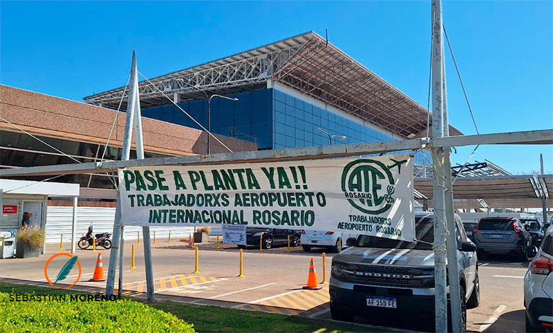 Paro en el Aeropuerto de Rosario: unos 50 trabajadores piden el pase a planta