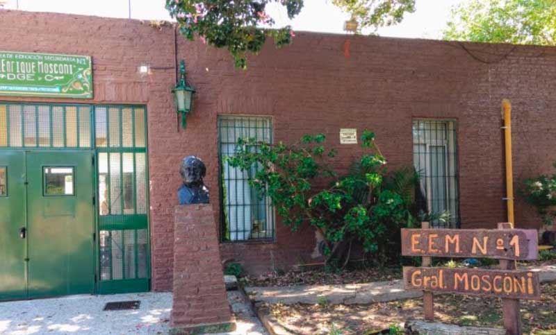 El padre de una alumna mató a tiros al tío de otra en la puerta de un colegio de Rafael Castillo