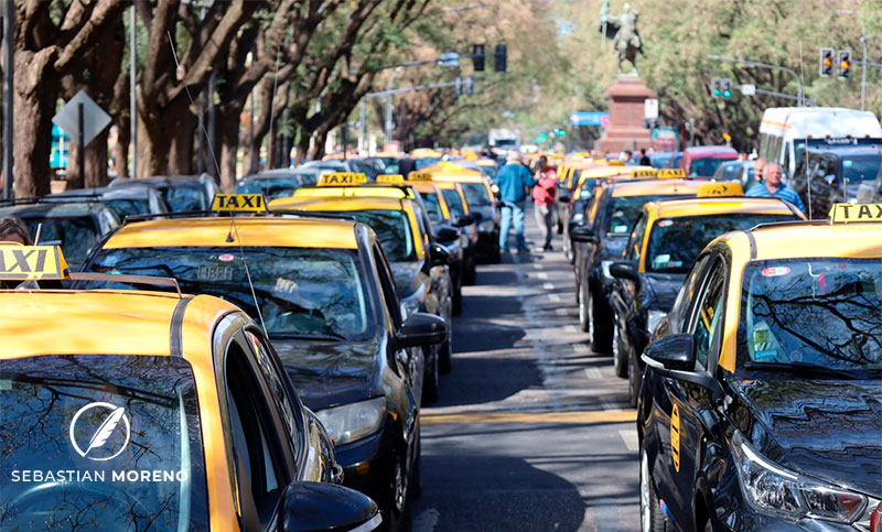 Taxistas reclamaron a la Municipalidad más controles para evitar la proliferación de Uber