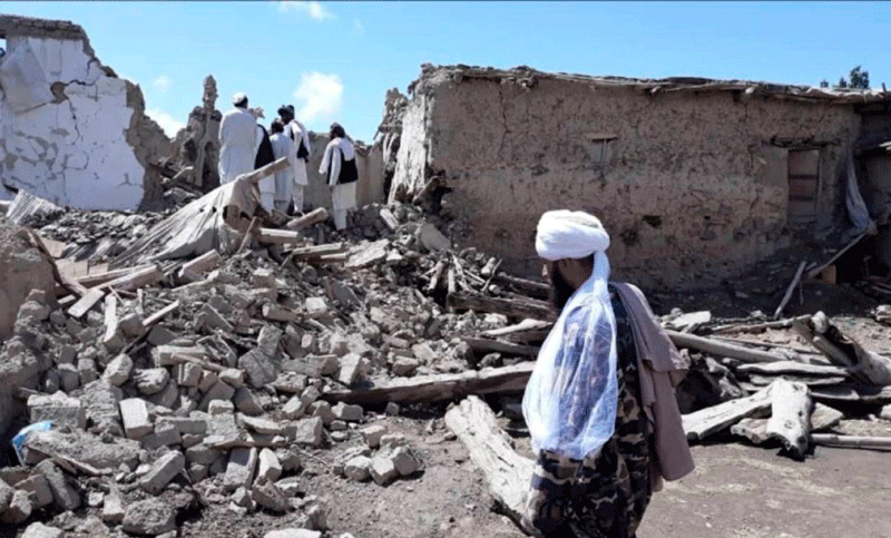 Al menos 120 muertos en un sismo de magnitud 6,3 en Afganistán