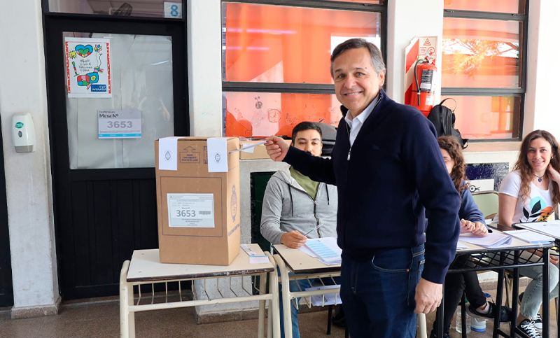 Diego Giuliano fue a votar y aseguró que «hoy no sólo se decide un gobierno, se decide un tipo de país»