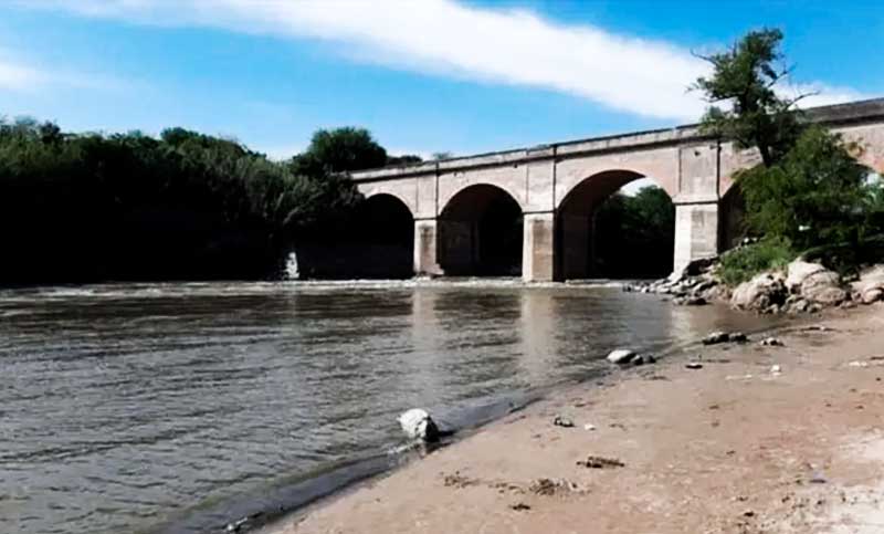 Asesinaron a una mujer con un tiro en la nuca y dejaron el cuerpo a la vera del río Carcarañá