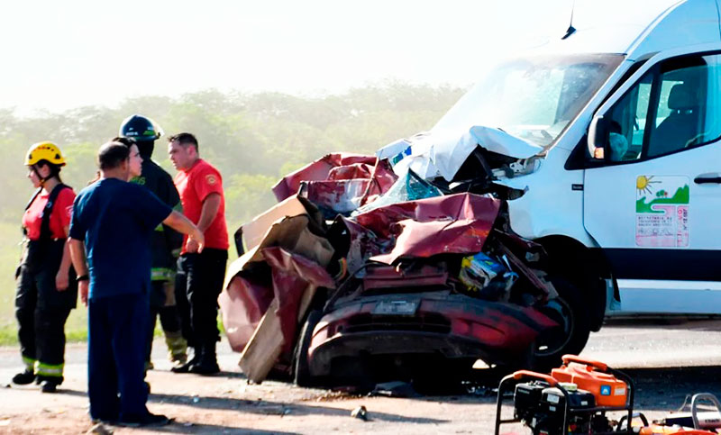 Una víctima fatal al colisionar tres vehículos en la autopista Rosario – Santa Fe