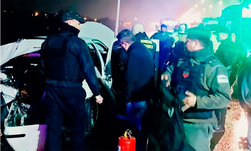 Choque en Autopista a Santa Fe: dos gendarmes debieron ser rescatados