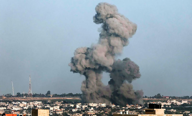 Al menos 50 muertos dejaron los ataques israelíes contra Gaza iniciados en el miércoles por la noche