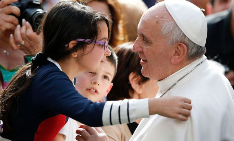 El Papa anunció la celebración de la primera Jornada Mundial del Niño