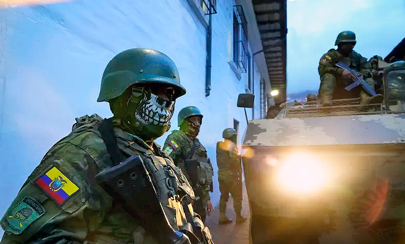 Ecuador mantiene la ofensiva militar sobre narcotráfico en el cuarto día de «guerra»