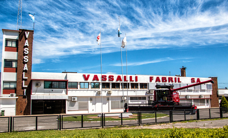 La fábrica de cosechadoras Vassalli cambió de dueños: no se sabe quiénes son y peligran 280 puestos de trabajo